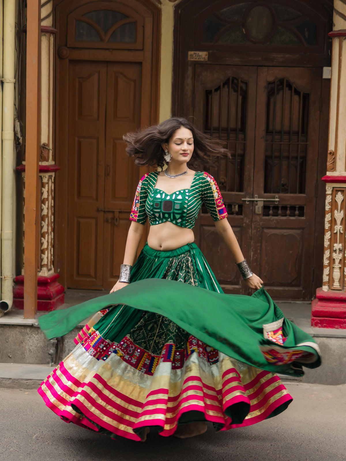 Girza  Festive Soul, Gujarati Heart Choli