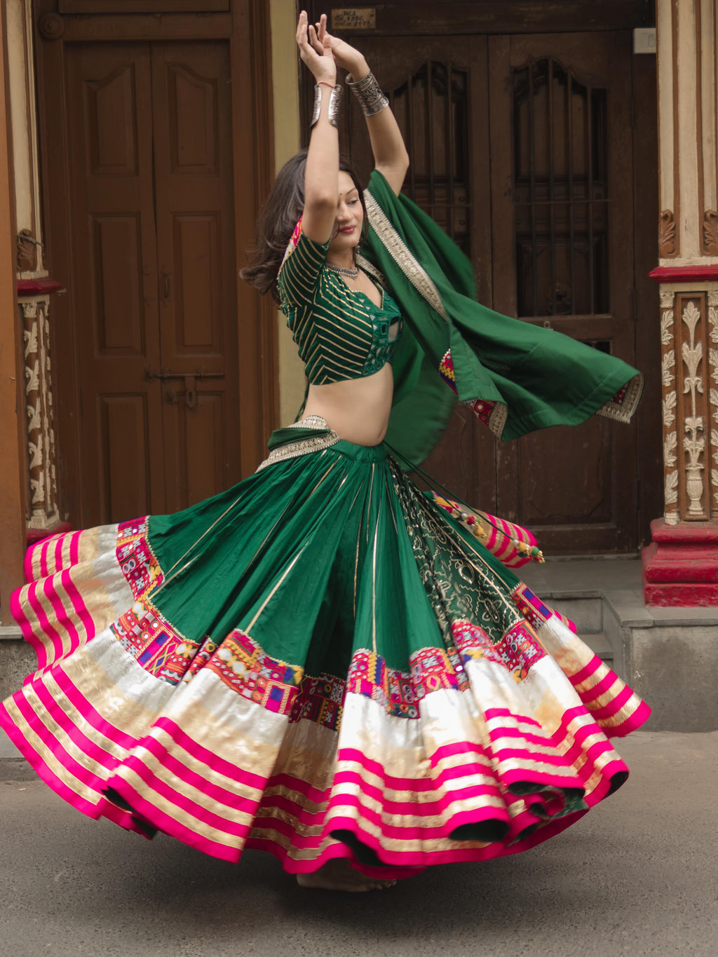 Girza  Festive Soul, Gujarati Heart Choli