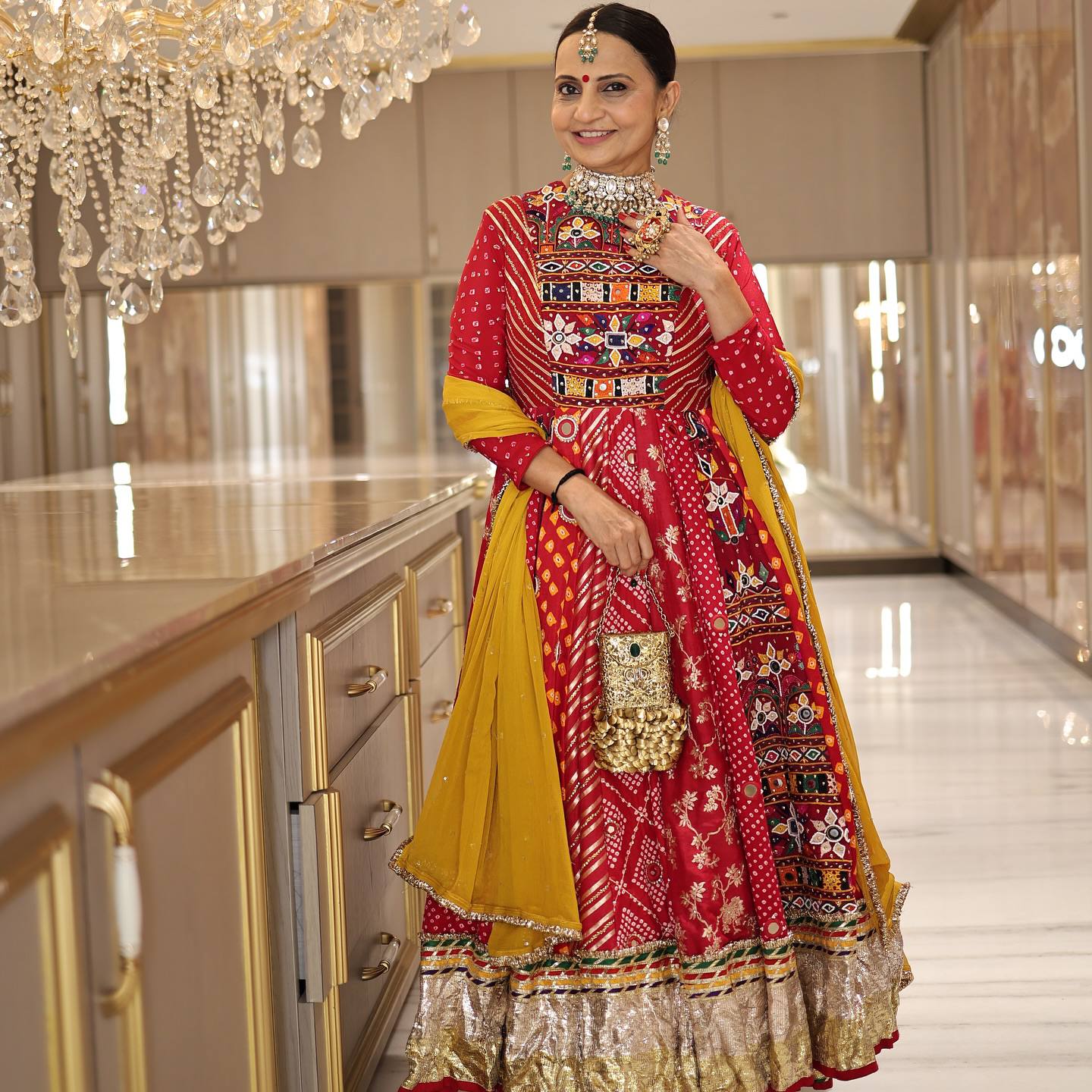 Veerza Red Rajwadi Rang Navratri Special