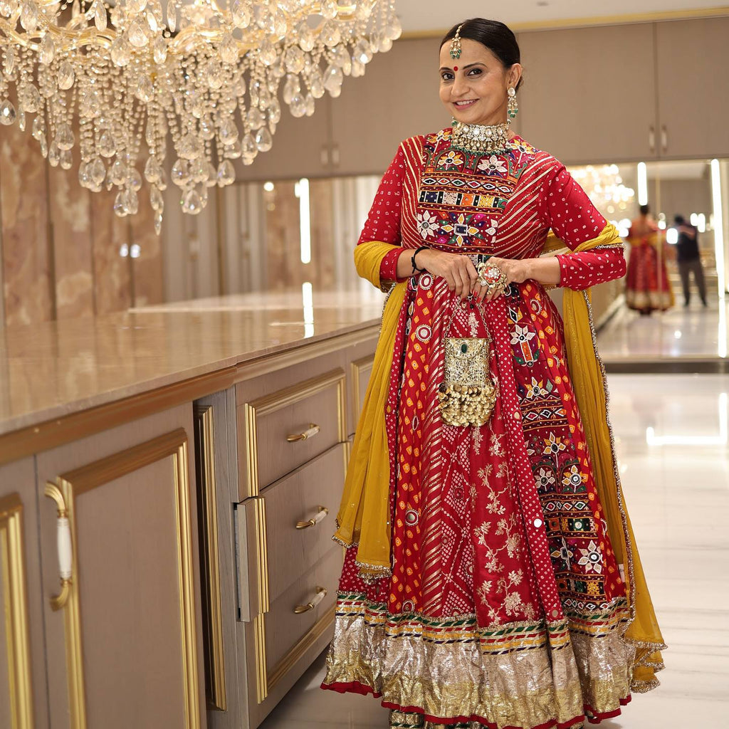 Veerza Red Rajwadi Rang Navratri Special