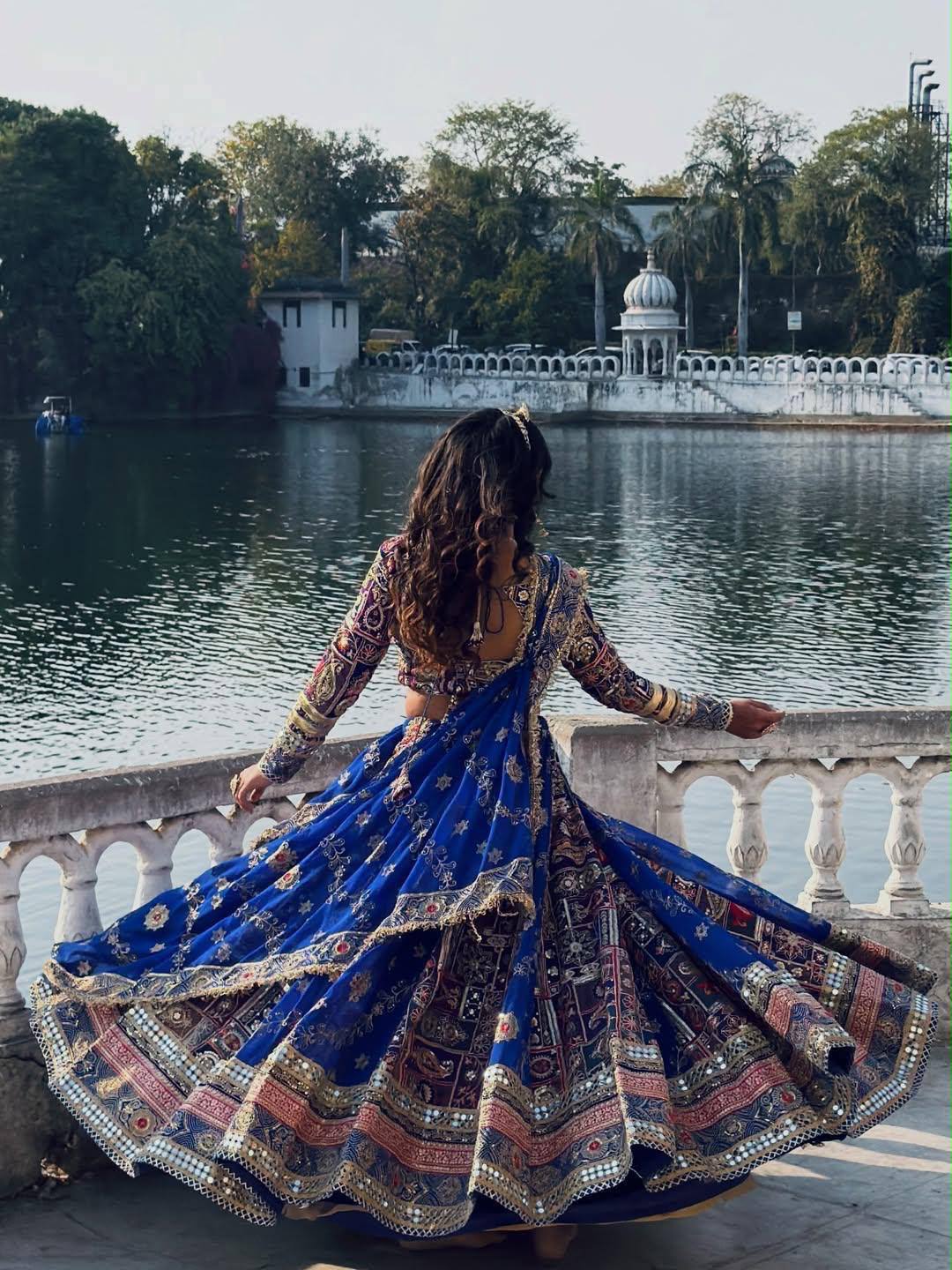 Moksha Raas Riwaaz Navratri in Royal Blue Choli