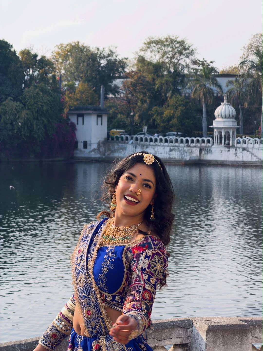 Moksha Raas Riwaaz Navratri in Royal Blue Choli