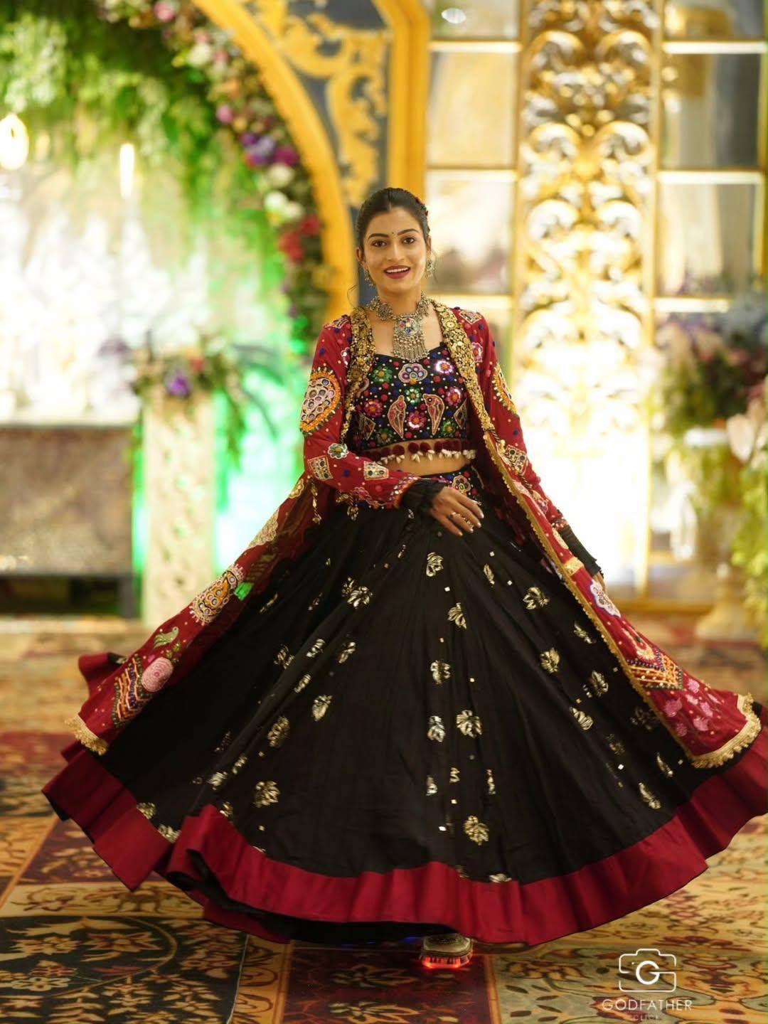 Jamkudi  Traditional Mirror Work Gujarati Outfit