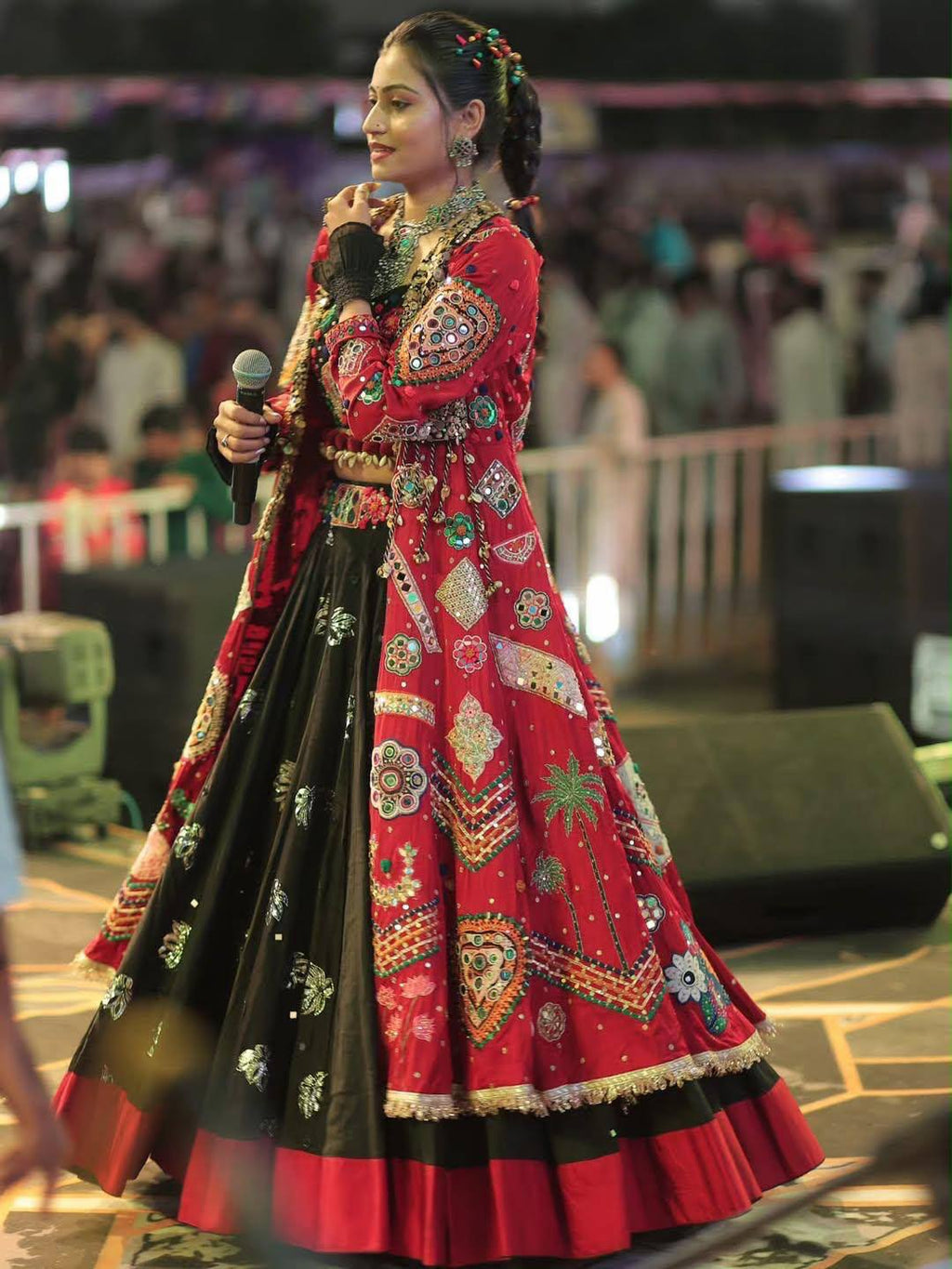 Jamkudi  Traditional Mirror Work Gujarati Outfit