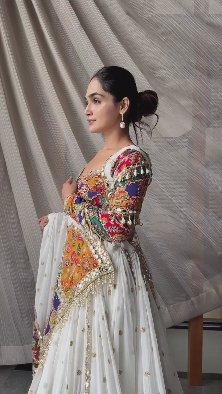 Gullzar Mirror Work Navratri Special  Chaniya Choli